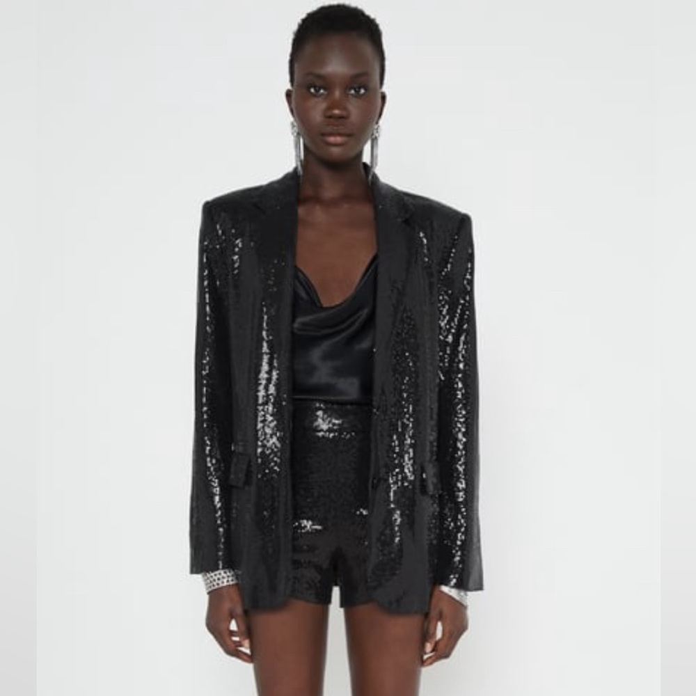 Zara Women’s black fluid sequin blazer